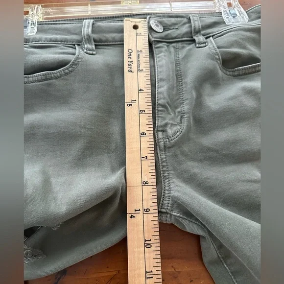 American Eagle  Super stretch Jeggings Sz 8
Trendy Streetwear Grunge Cool Vibes - Picture 11 of 12